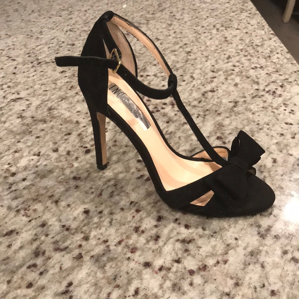 Black Strappy Bow Heels